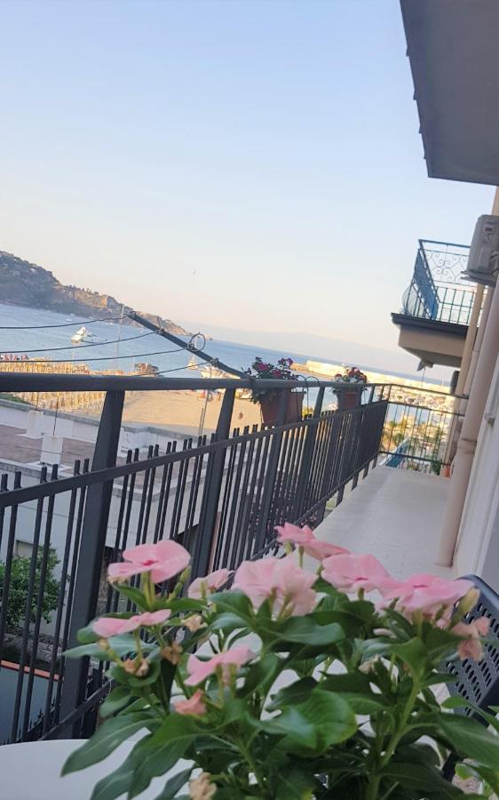 B&B La Costa Di Naxos Giardini Naxos Exterior photo